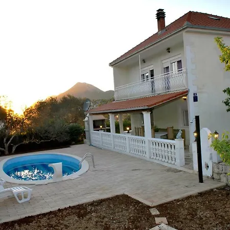 Villa Senchi