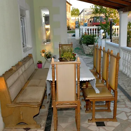 Senchi Villa Omiš