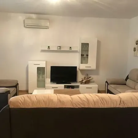 Senchi Villa Omiš